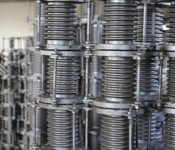 725946.jpg 補(bǔ)償器