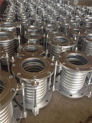 特殊管道中的<a href=http://www.yhlzgs.com target=_blank class=infotextkey>波紋補(bǔ)償器</a> 特殊管道中的波紋補(bǔ)償器